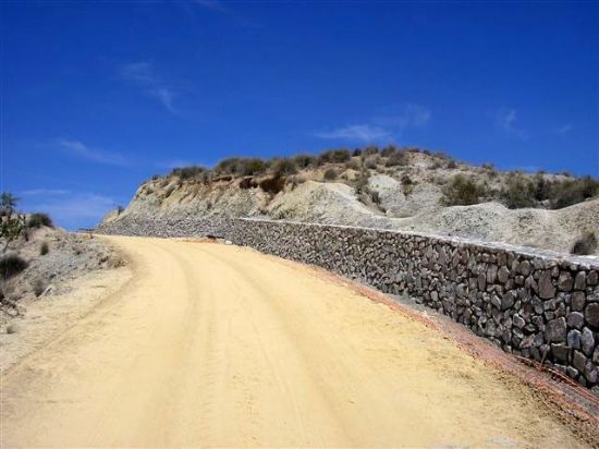 El Ayuntamiento repara caminos en espacios protegidos en la pedanía de Gebas - 1, Foto 1