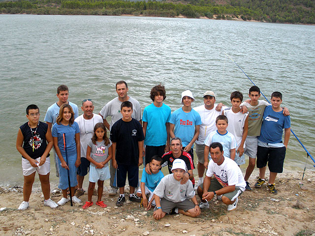 Éxito del primer curso de pesca sin muerte - 1, Foto 1