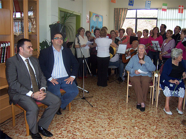 El concejal de Bienestar Social se reúne con los familiares de los residentes del geriátrico “La Purísima”, Foto 1