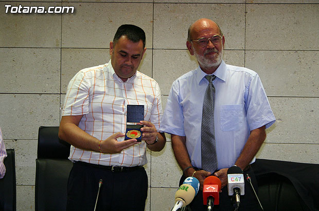 Próximo hermanamiento entre Totana y la localidad francesa de Uchaud, Foto 1