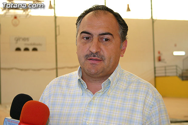 Las obras de remodelación del pabellón “Manolo Ibáñez” finalizarán en menos de un mes, Foto 1