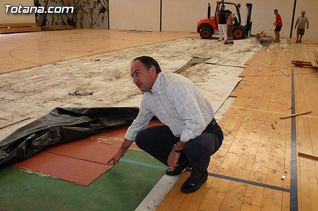 Las obras de remodelación del pabellón “Manolo Ibáñez” finalizarán en menos de un mes, Foto 2