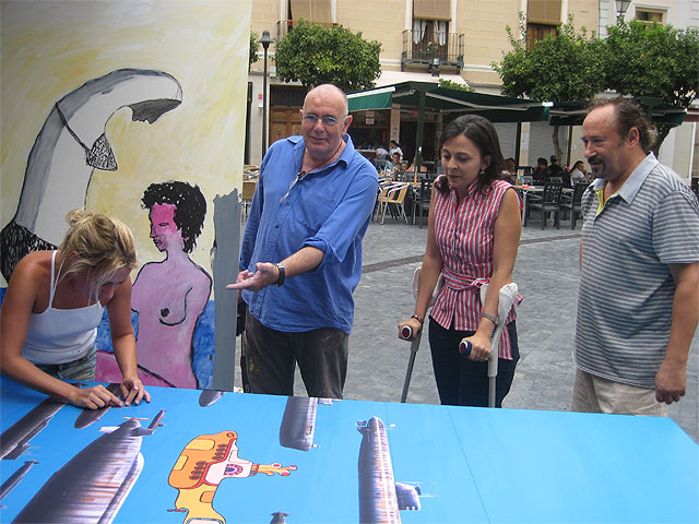 Diez artistas plasman su visión del mar y la paz pintando en plena calle - 2, Foto 2