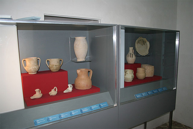 La cerámica islámica ya luce en Cehegín - 1, Foto 1