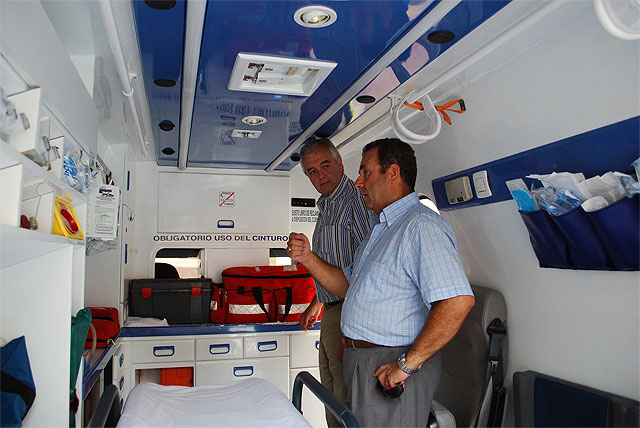 Presentada la nueva ambulancia de soporte vital básico - 2, Foto 2
