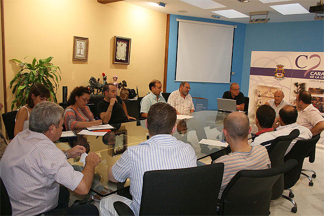 El Ayuntamiento crea grupos de trabajo con comerciantes y hosteleros para afrontar la situación económica del municipio - 1, Foto 1