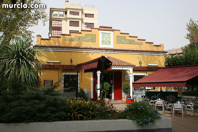 El mundo de los toros seg�n los pintores murcianos - 1