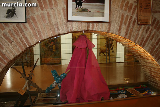 El mundo de los toros seg�n los pintores murcianos - 18