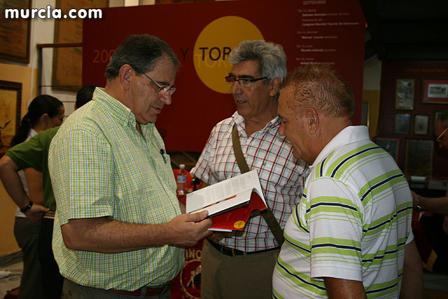 El mundo de los toros seg�n los pintores murcianos - 29