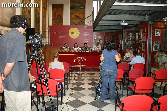 El mundo de los toros seg�n los pintores murcianos - 34