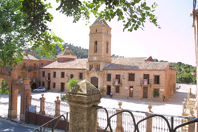 Conceden 150.000 euros al Ayuntamiento para financiar las obras de ordenación de los espacios anexos a la ermita del Santuario de La Santa, Foto 1