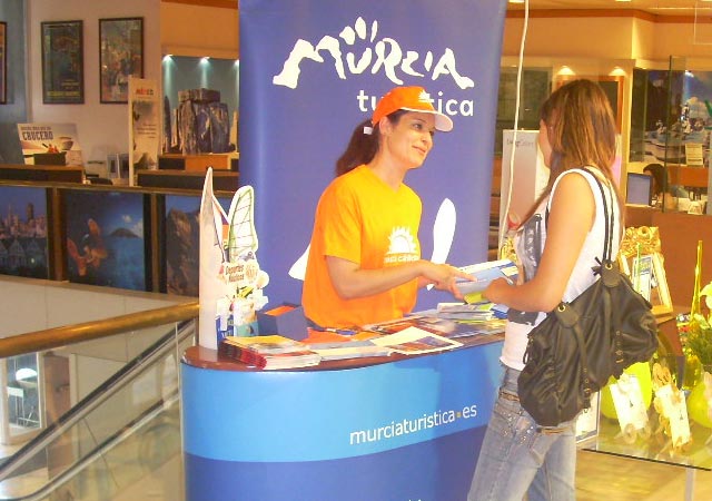 La Región de Murcia promociona su oferta turística en la Feria de Albacete - 1, Foto 1