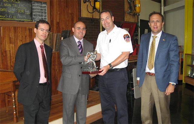 Desarrollo Sostenible y Bomberos de Nueva York acuerdan el intercambio de formación y personal - 3, Foto 3