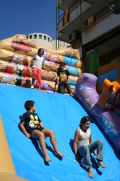 Los niños disfrutan con ‘Las aventuras del mago Remix’ - 3, Foto 3