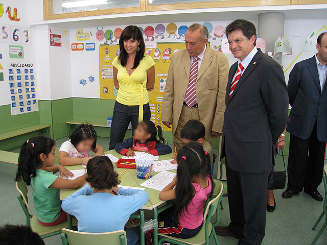 Inaugurado en Lorca el colegio de Educación Infantil ‘Ana Caicedo’, con capacidad para 150 alumnos - 2, Foto 2