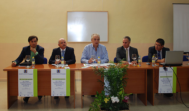 Inaugurado el III curso internacional sobre psicología y justicia - 1, Foto 1