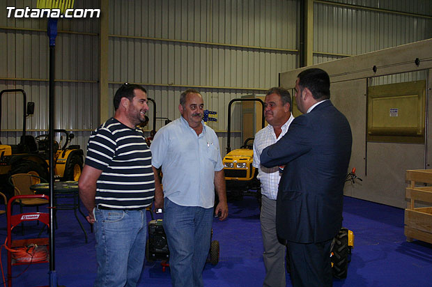 El alcalde y el concejal de ganadera acuden a la inauguracin de la Semana Nacional de Ganado Porcino de Lorca - 10