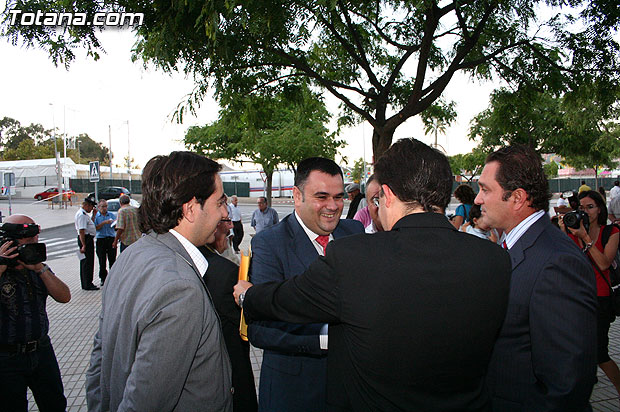 El alcalde y el concejal de ganadera acuden a la inauguracin de la Semana Nacional de Ganado Porcino de Lorca - 3