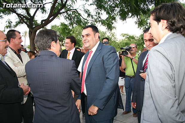 El alcalde y el concejal de ganadera acuden a la inauguracin de la Semana Nacional de Ganado Porcino de Lorca - 5