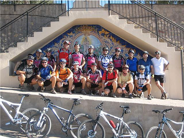 Arranca el programa de bicicleta de montaña organizado por la Concejalía de Deportes con la salida por la Rambla de los Bueyes, Foto 3