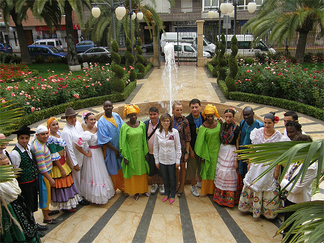 Grupos de baile de todo el mundo visitan Lorca para participar en el XIX Festival Internacional de Folclore “Ciudad de Lorca” - 1, Foto 1