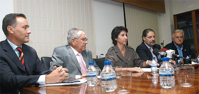 Economía adapta las actuaciones de fomento de la exportación de las pymes a la situación económica actual - 1, Foto 1