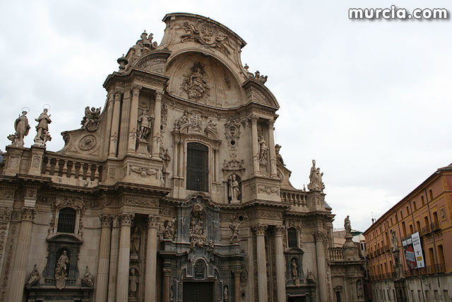 Decenas de personas montan en globo gracias a la celebracin de la Semana de la Movilidad - 13