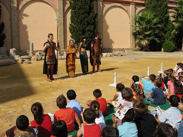 Una clase de historia muy especial en el Museo Arqueológico Enrique Escudero de Castro - 1, Foto 1