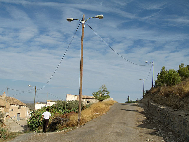 Se renueva el alumbrado de los cortijos de La Palmera y Los Parrales - 1, Foto 1