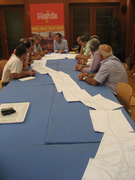 El Alcalde se reúne con pedáneos y empresarios para exigir a Fomento la comunicación de Alquerías y El Raal con la autovía de Santomera - 2, Foto 2