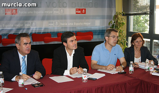 El PSOE reclama a la Comunidad que transfiera recursos a los ayuntamientos, Foto 1