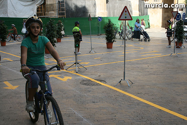 Los escolares concluyen la semana de la movilidad montando en bicicleta - 5