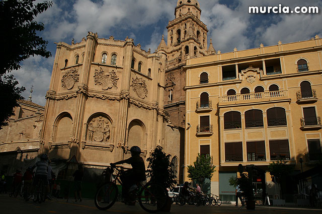 Los escolares concluyen la semana de la movilidad montando en bicicleta - 8