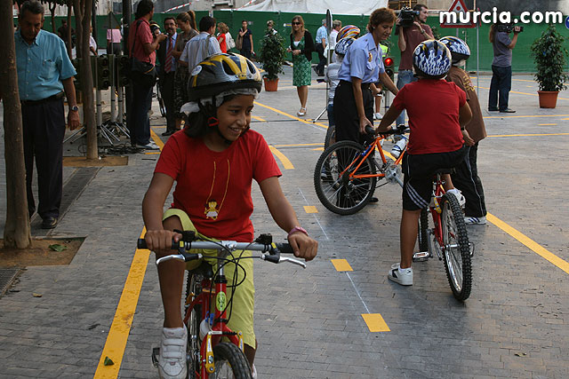 Los escolares concluyen la semana de la movilidad montando en bicicleta - 9