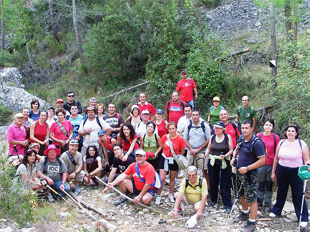 The program started with the walking route along the Sierra de la Puerta had more than fifty walkers, Foto 3
