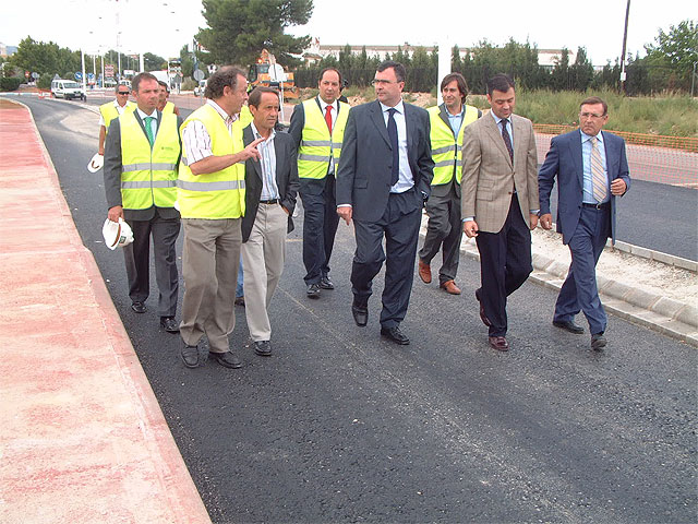 Las obras de la carretera Yecla-Villena, que finalizan en enero, descongestionarán los accesos a los polígonos industriales - 2, Foto 2