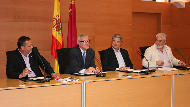 Valcárcel defiende que la Región de Murcia sigue teniendo “musculatura, posibilidades y resortes” para afrontar la crisis económica - 1, Foto 1