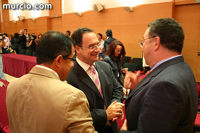 La Comunidad firma 58 convenios con los ayuntamientos de la Regin para atencin social - 22