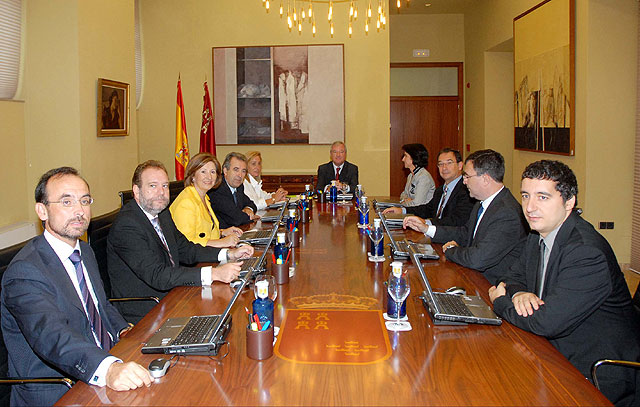 El nuevo Consejo de Gobierno se reúne por primera vez tras la toma de posesión de los consejeros - 1, Foto 1