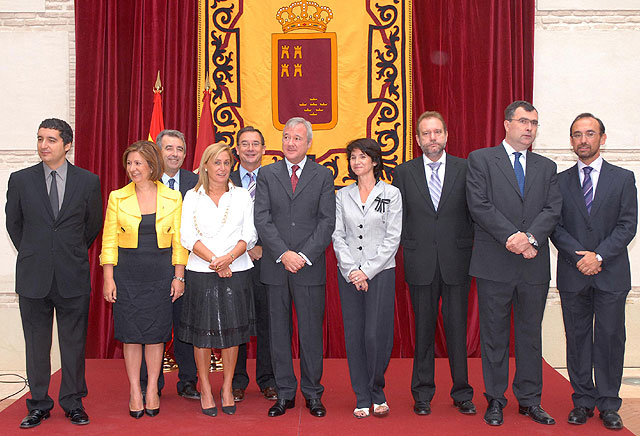El nuevo Consejo de Gobierno se reúne por primera vez tras la toma de posesión de los consejeros - 2, Foto 2