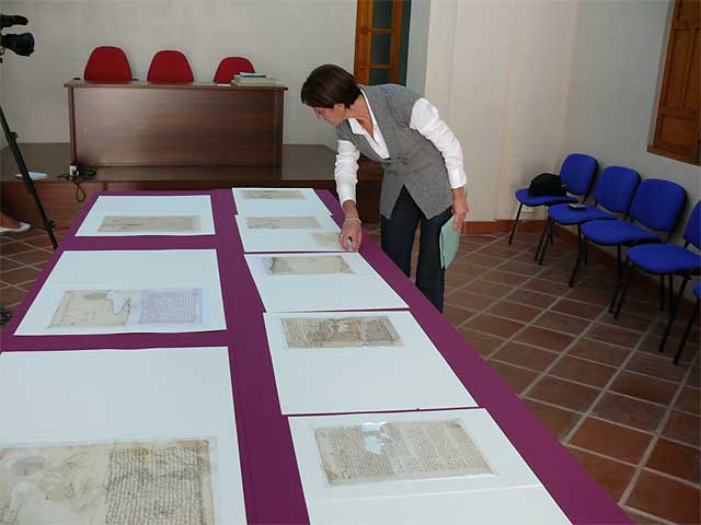 Presentados 25 documentos de los siglos XV, XVI y XVII, restaurados por el laboratorio de restauración de papel - 1, Foto 1