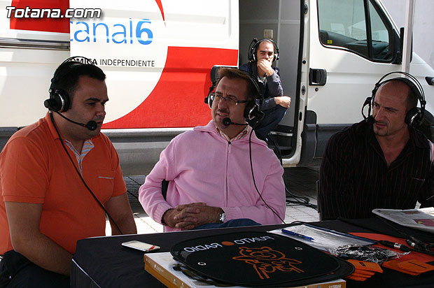 Autoridades municipales visitan los expositores artesanos de Totana que participan en la XXV Feria de Artesana de la Regin de Murcia (Feramur) - 2