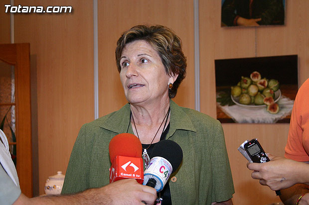 Autoridades municipales visitan los expositores artesanos de Totana que participan en la XXV Feria de Artesana de la Regin de Murcia (Feramur) - 17