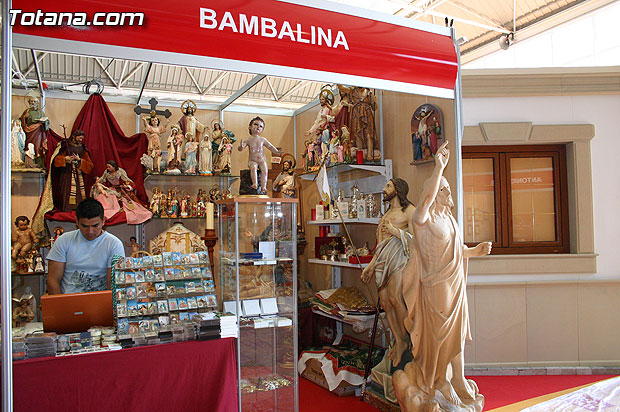 Autoridades municipales visitan los expositores artesanos de Totana que participan en la XXV Feria de Artesana de la Regin de Murcia (Feramur) - 21
