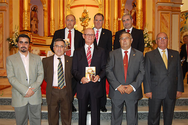 La historia de la Cofradía de San Juan torreña, en un libro - 1, Foto 1