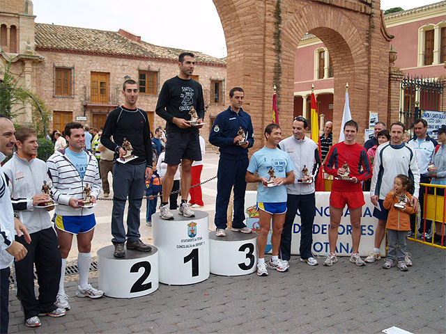 La “XII Carrera Subida a La Santa” cont con la participacin de un total de 300 atletas - 8