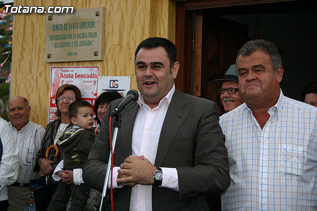 El alcalde y autoridades locales inauguran la primera fase de las obras de adecuación del camino de “El Purgatorio” de la diputación de La Sierra, Foto 2