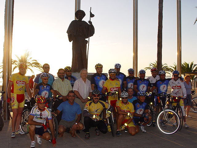 Inauguran la Ruta del Mar Menor a Santiago de Compostela con salida desde el kilómetro 0 en Santiago de la Ribera - 1, Foto 1
