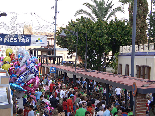 Los santomeranos celebran su 30 aniversario invadiendo las calles del municipio - 2, Foto 2