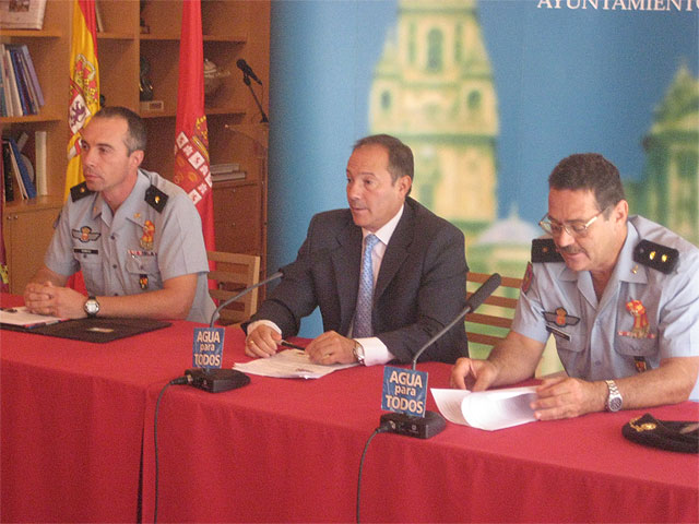 Los murcianos podrán jurar bandera el próximo 25 de octubre con los nuevos paracaidistas - 2, Foto 2